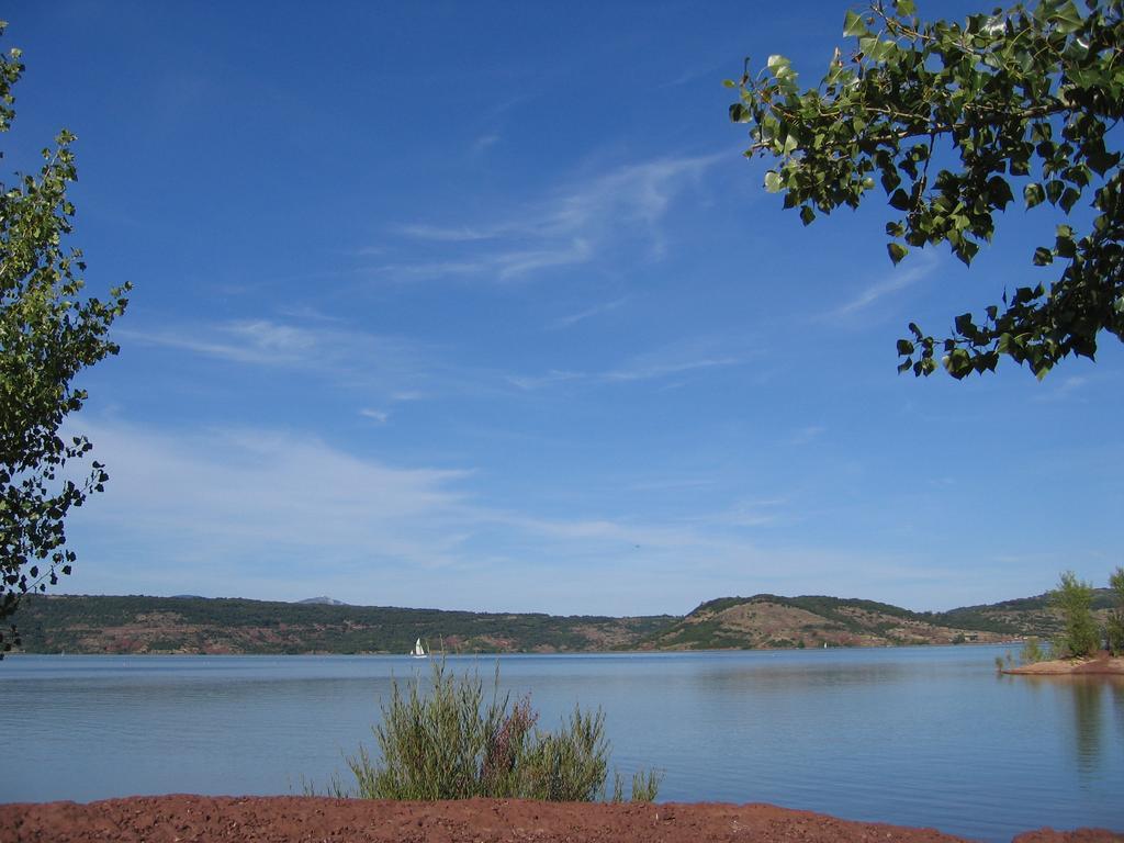 Gite Du Salagou Octon Esterno foto