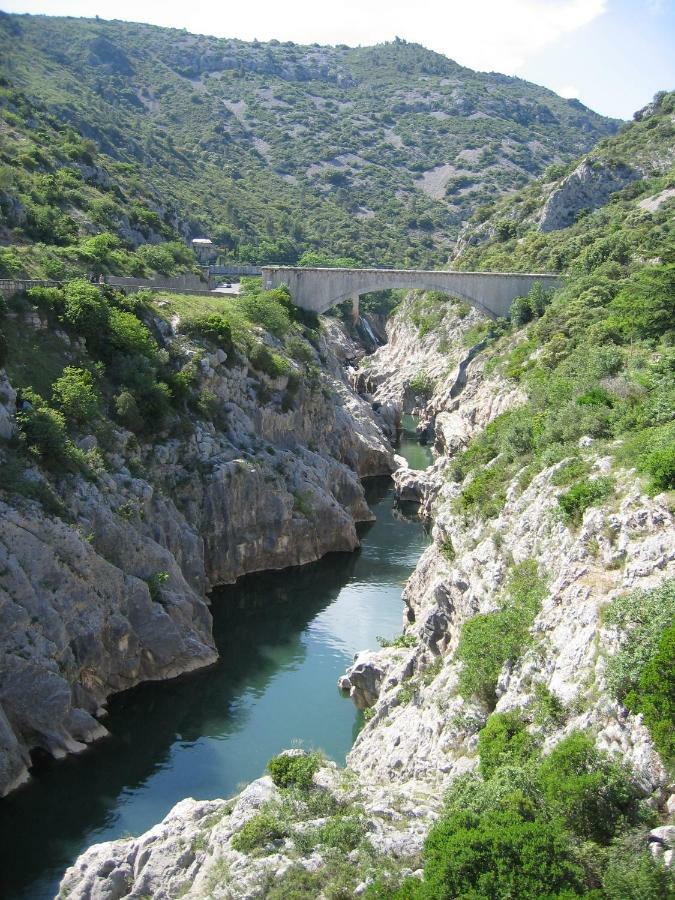 Gite Du Salagou Octon Esterno foto